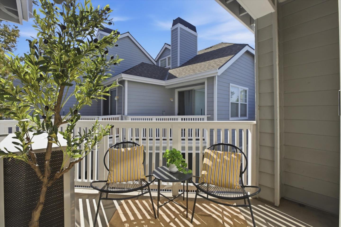 903 Sunrose Terrace 301
