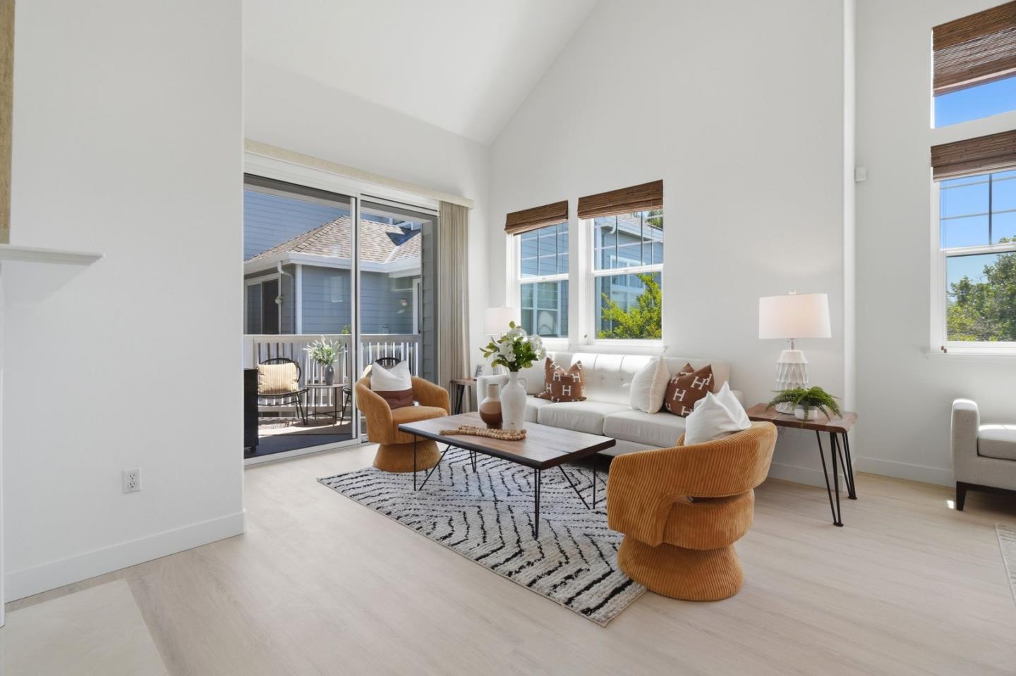 903 Sunrose Terrace 301