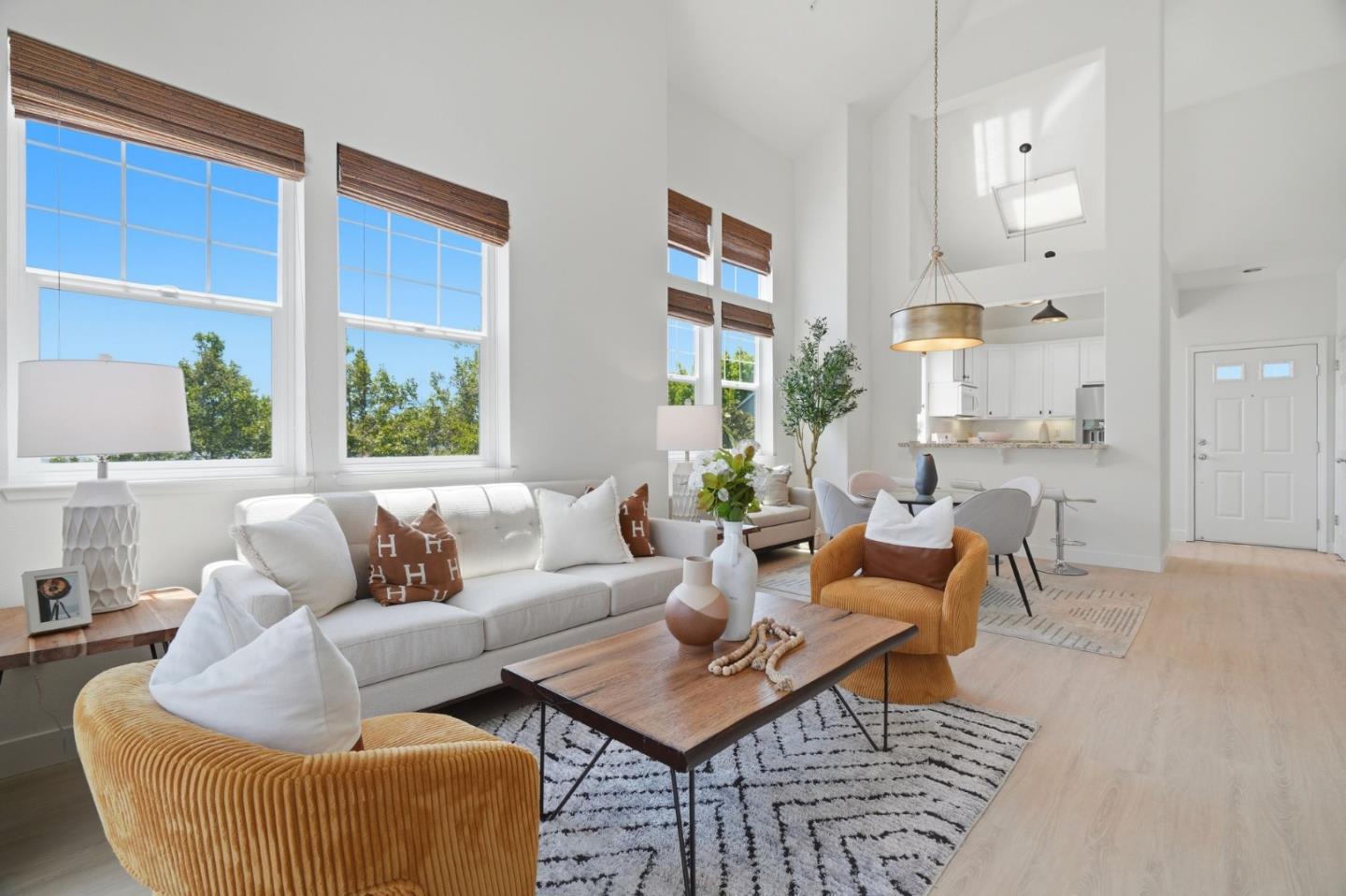903 Sunrose Terrace 301