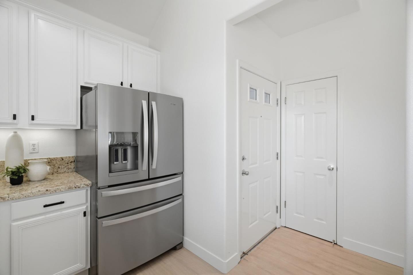 903 Sunrose Terrace 301