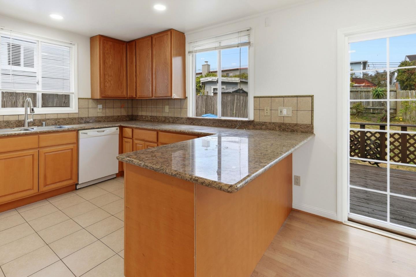 851 Beechwood DR