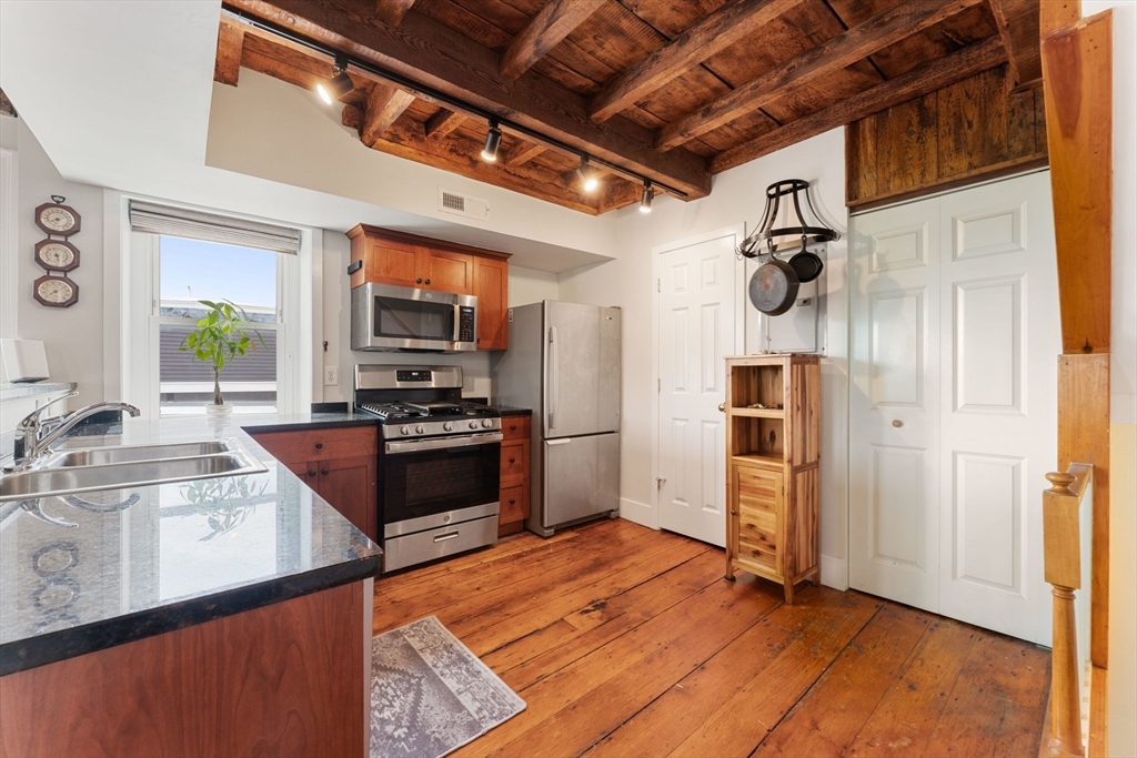 231 Main Street # 2