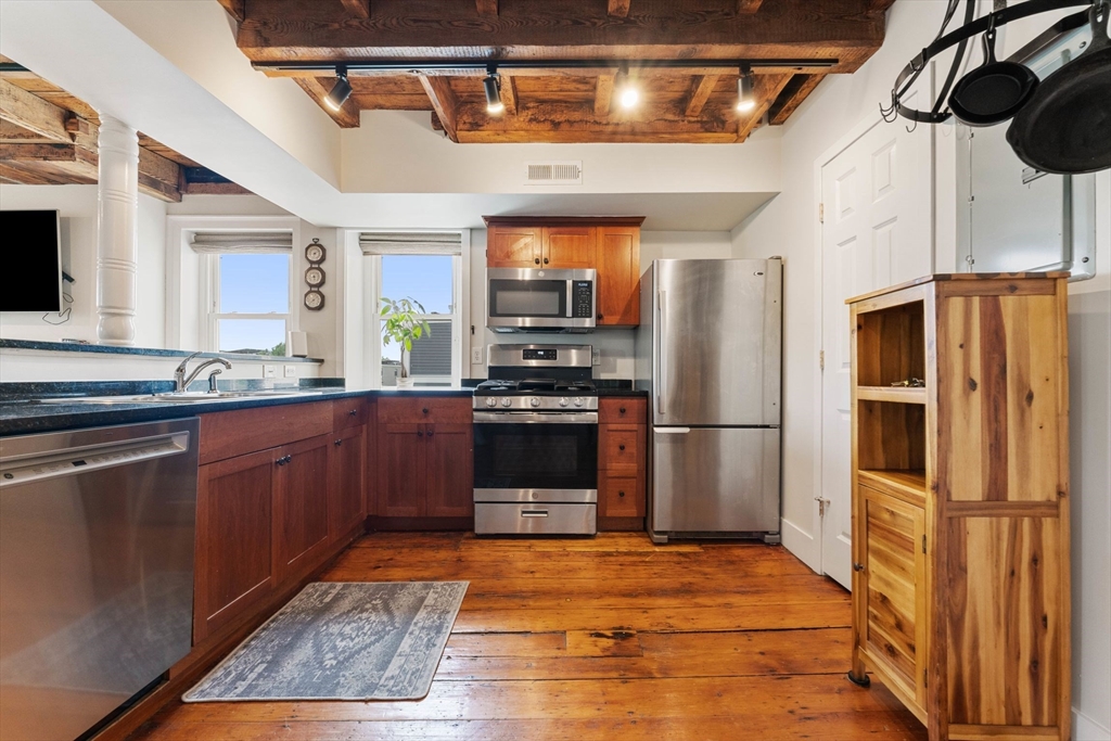 231 Main Street # 2
