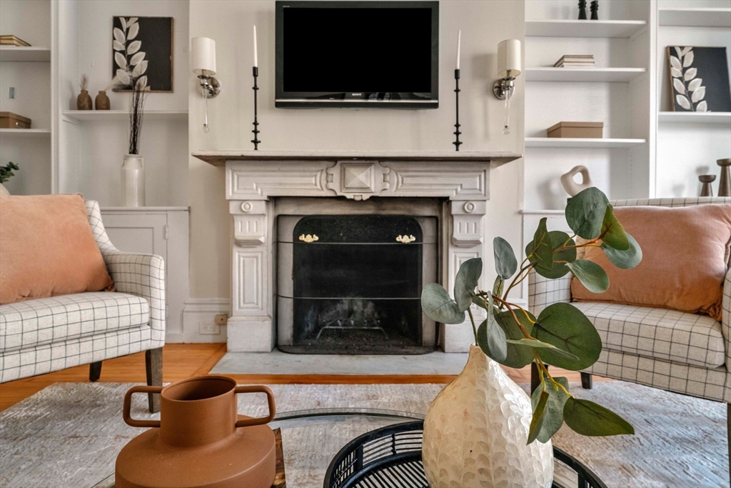 119 Marlborough St # 6