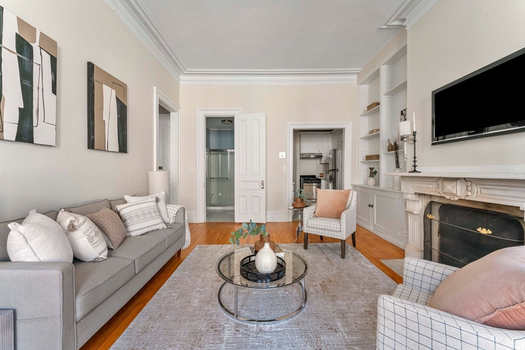 119 Marlborough St # 6