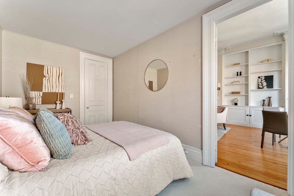 119 Marlborough St # 6