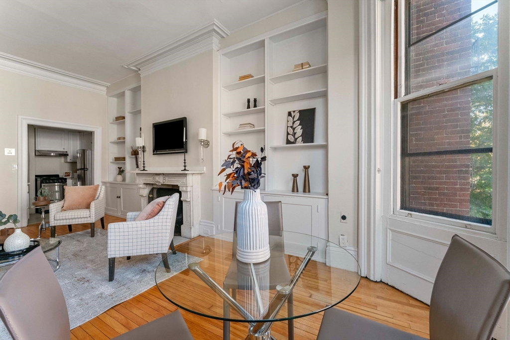 119 Marlborough St # 6