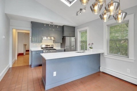 67 Chestnut Street # B