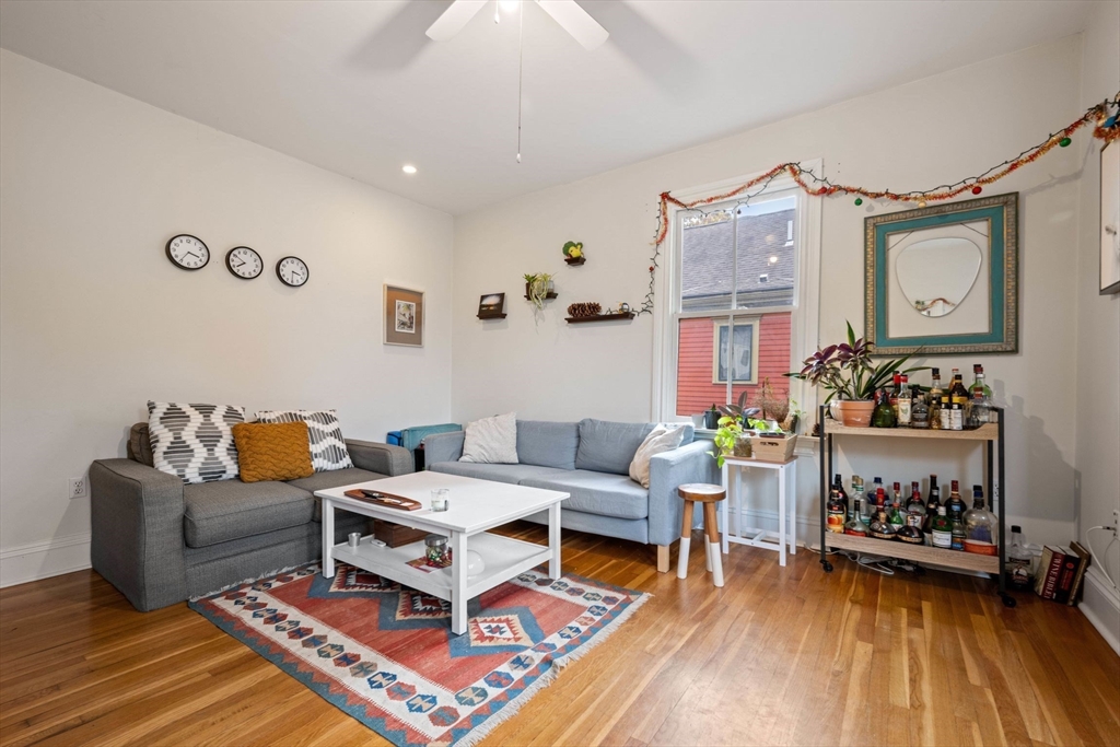 69 Walnut St