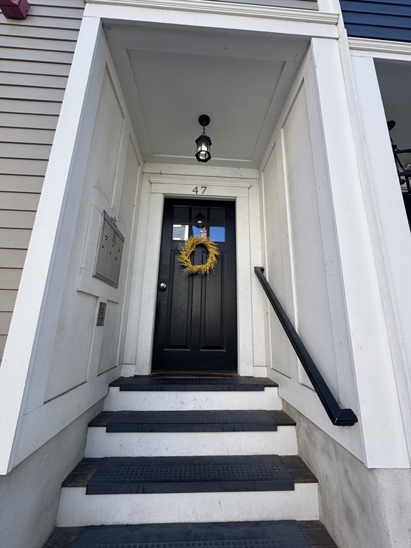 47 Soley St # 3