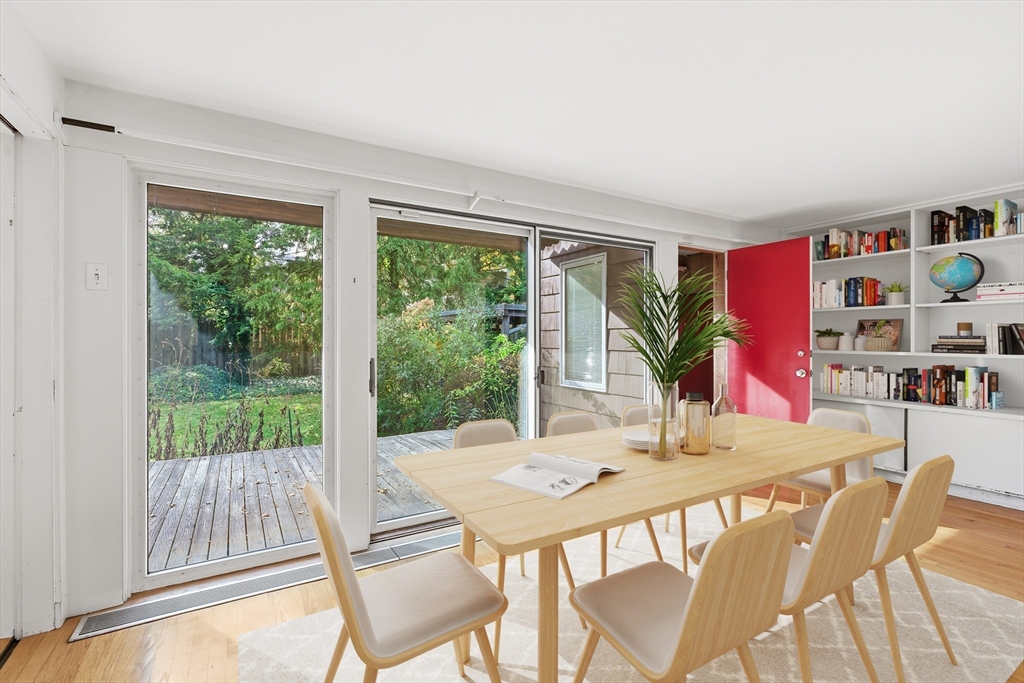 12-14 Gray Gardens W