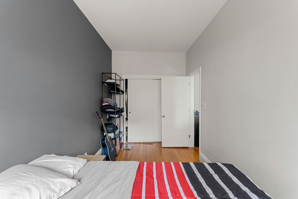 511 Beacon St # 11 Unit: F-11