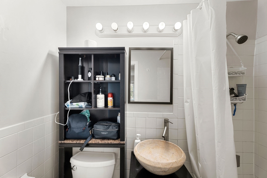 511 Beacon St # 11 Unit: F-11