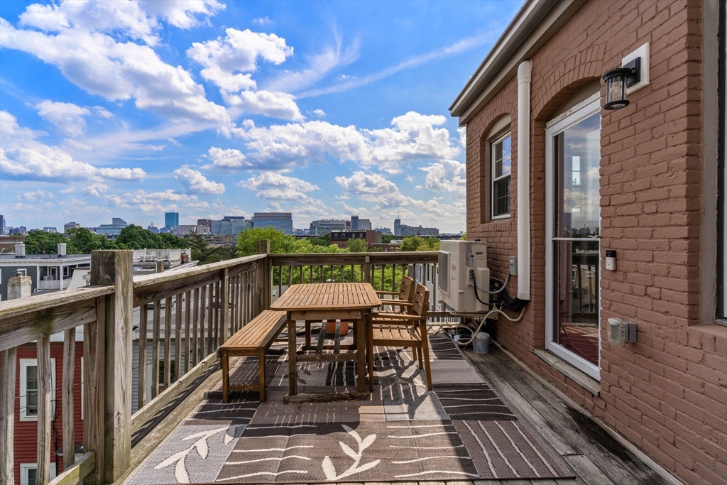 35 Mead St # 3