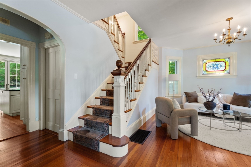 40 Goden St