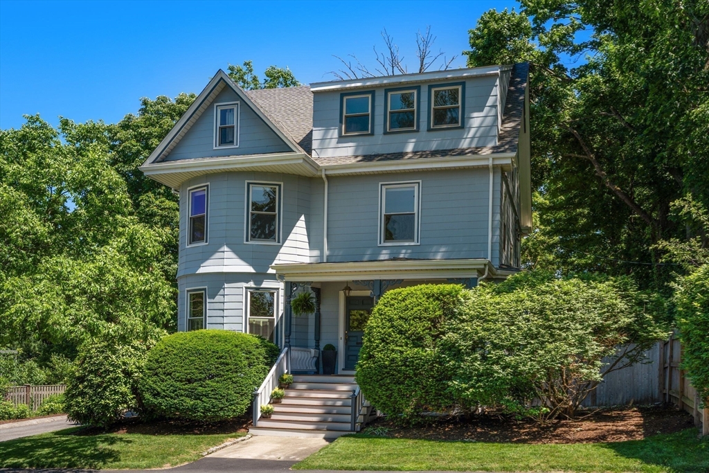40 Goden St