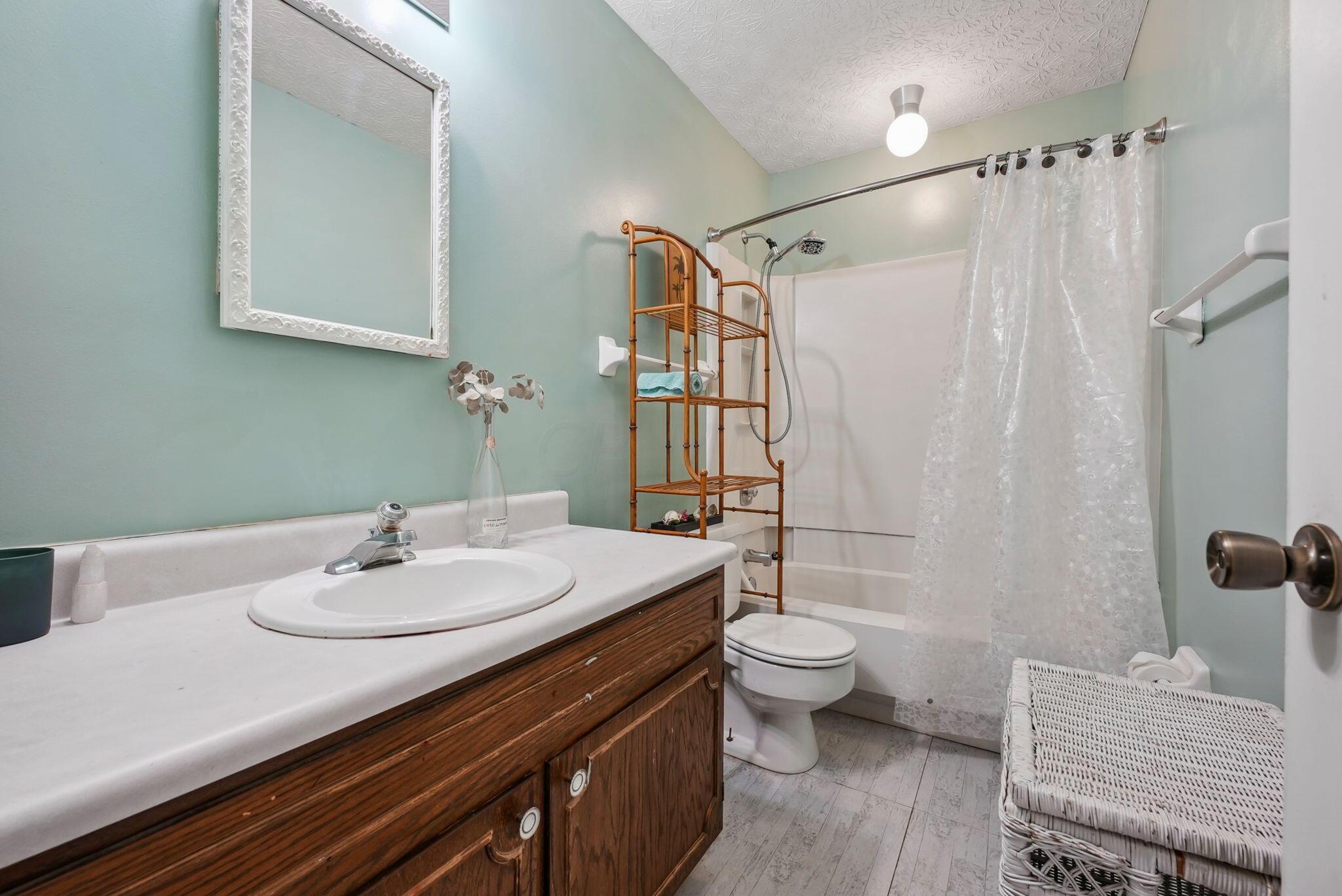 3762 Pendlestone Drive