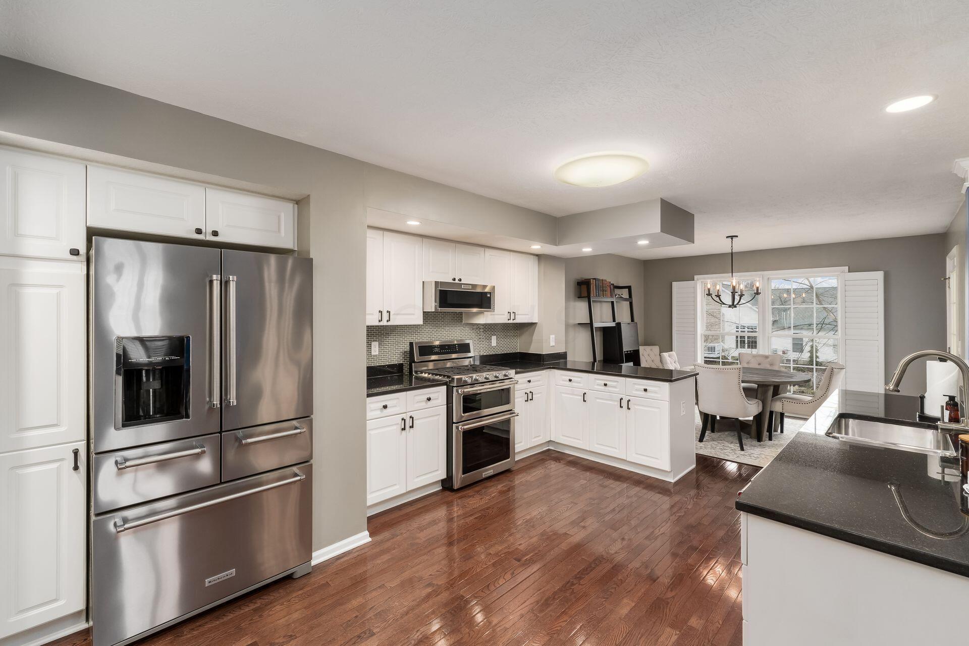 1204 Sanctuary Place, 35