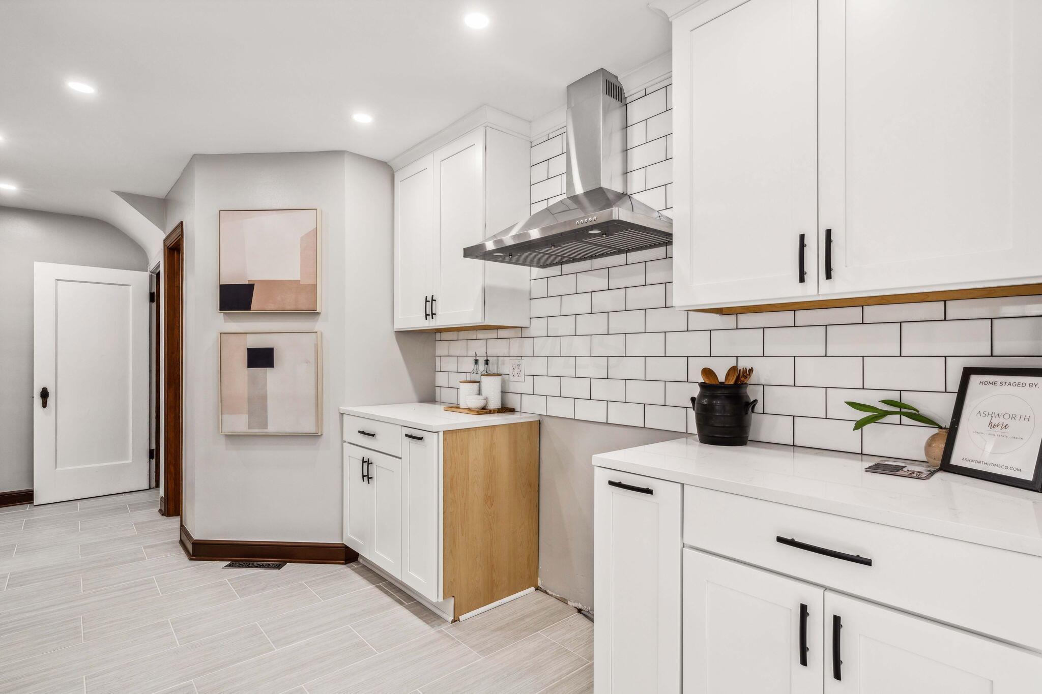 967 S Cassingham Road