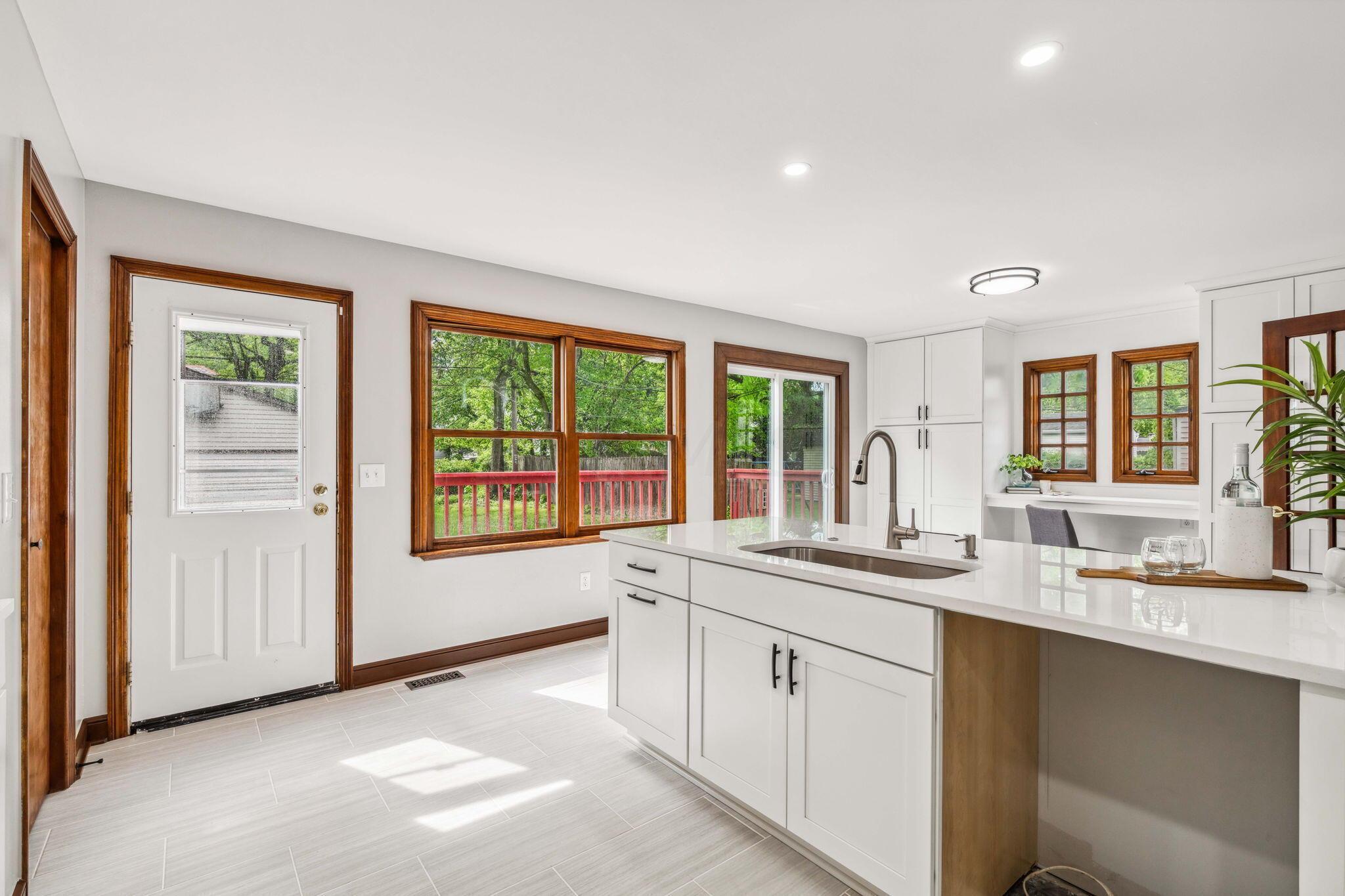 967 S Cassingham Road