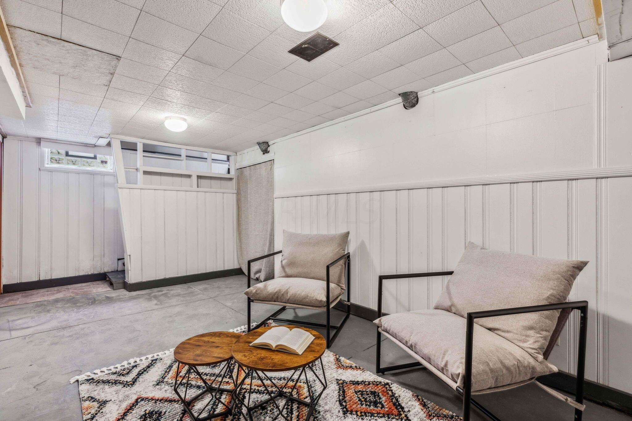 967 S Cassingham Road