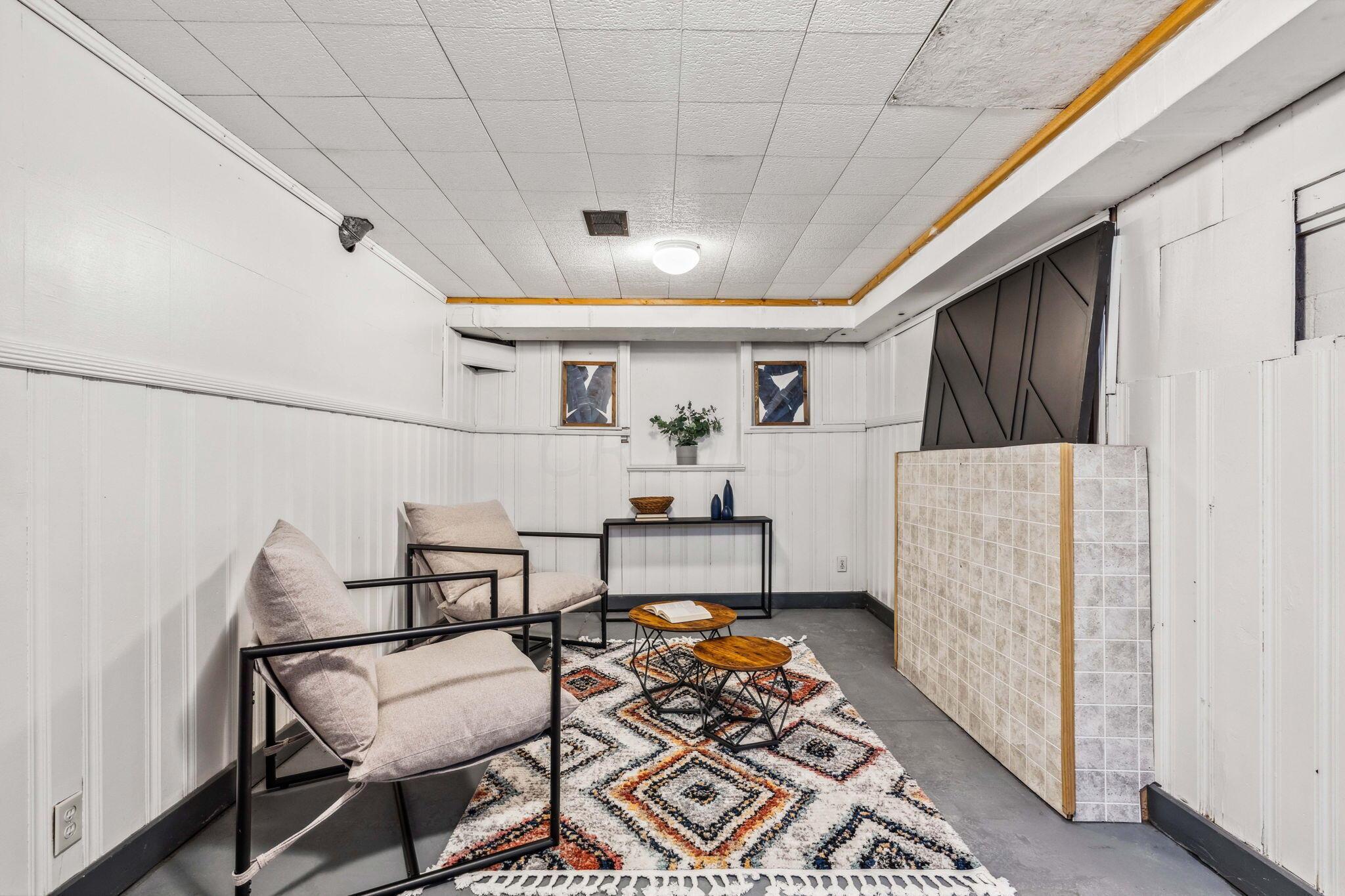 967 S Cassingham Road