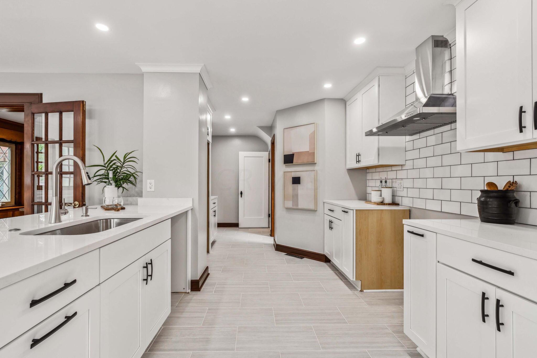 967 S Cassingham Road