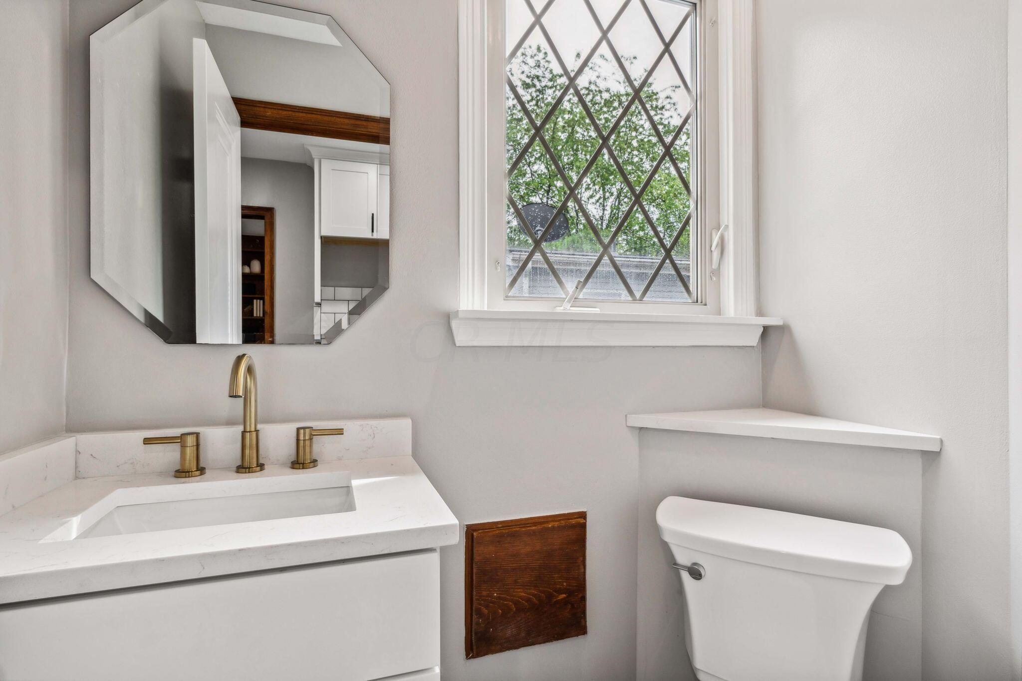 967 S Cassingham Road