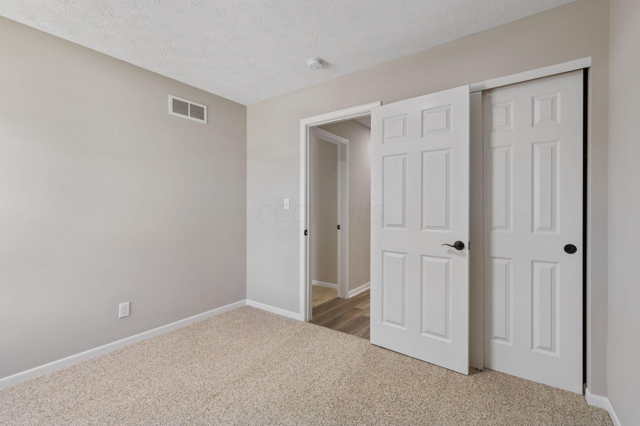 5699 Greendale Drive
