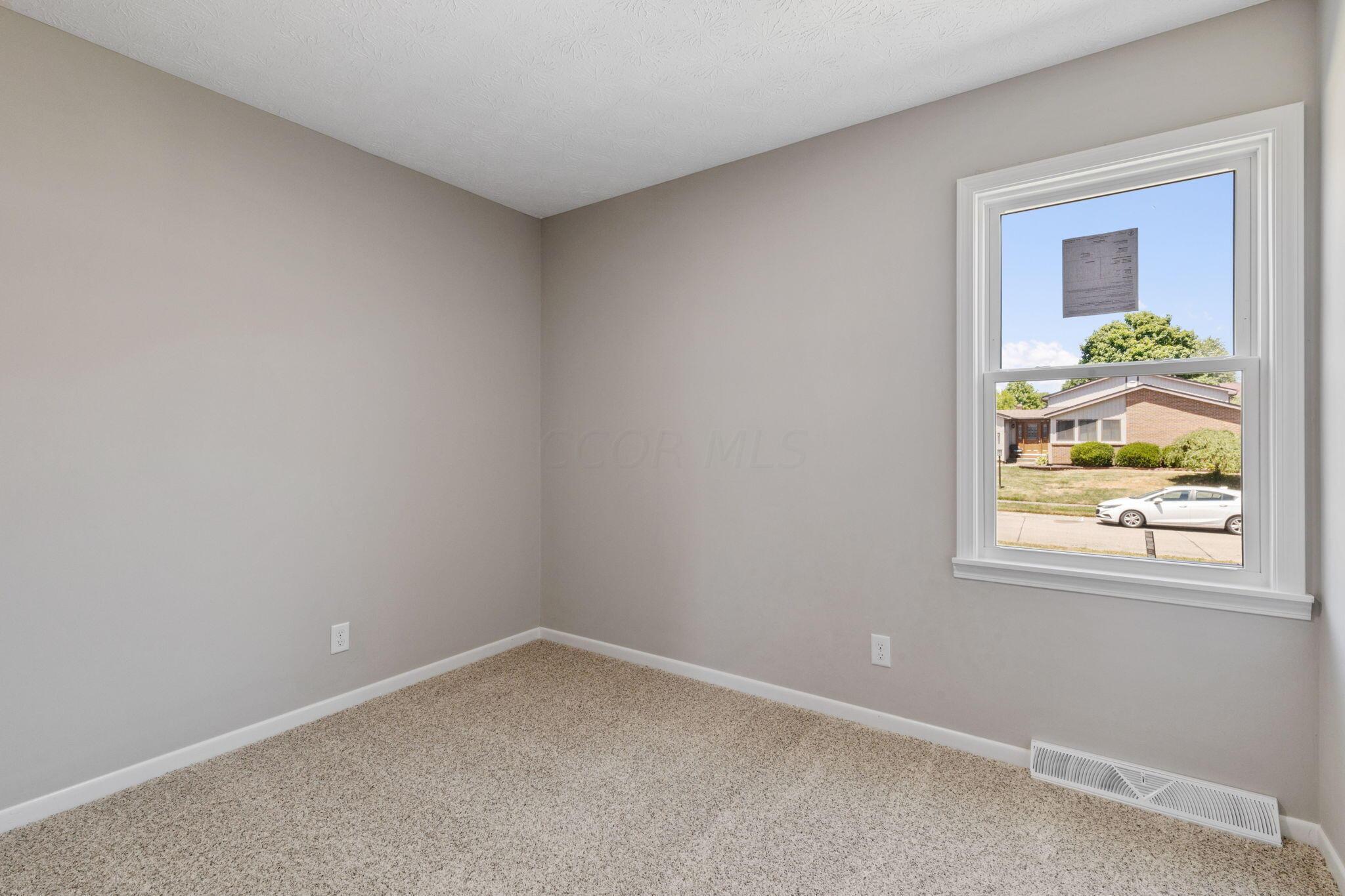 5699 Greendale Drive