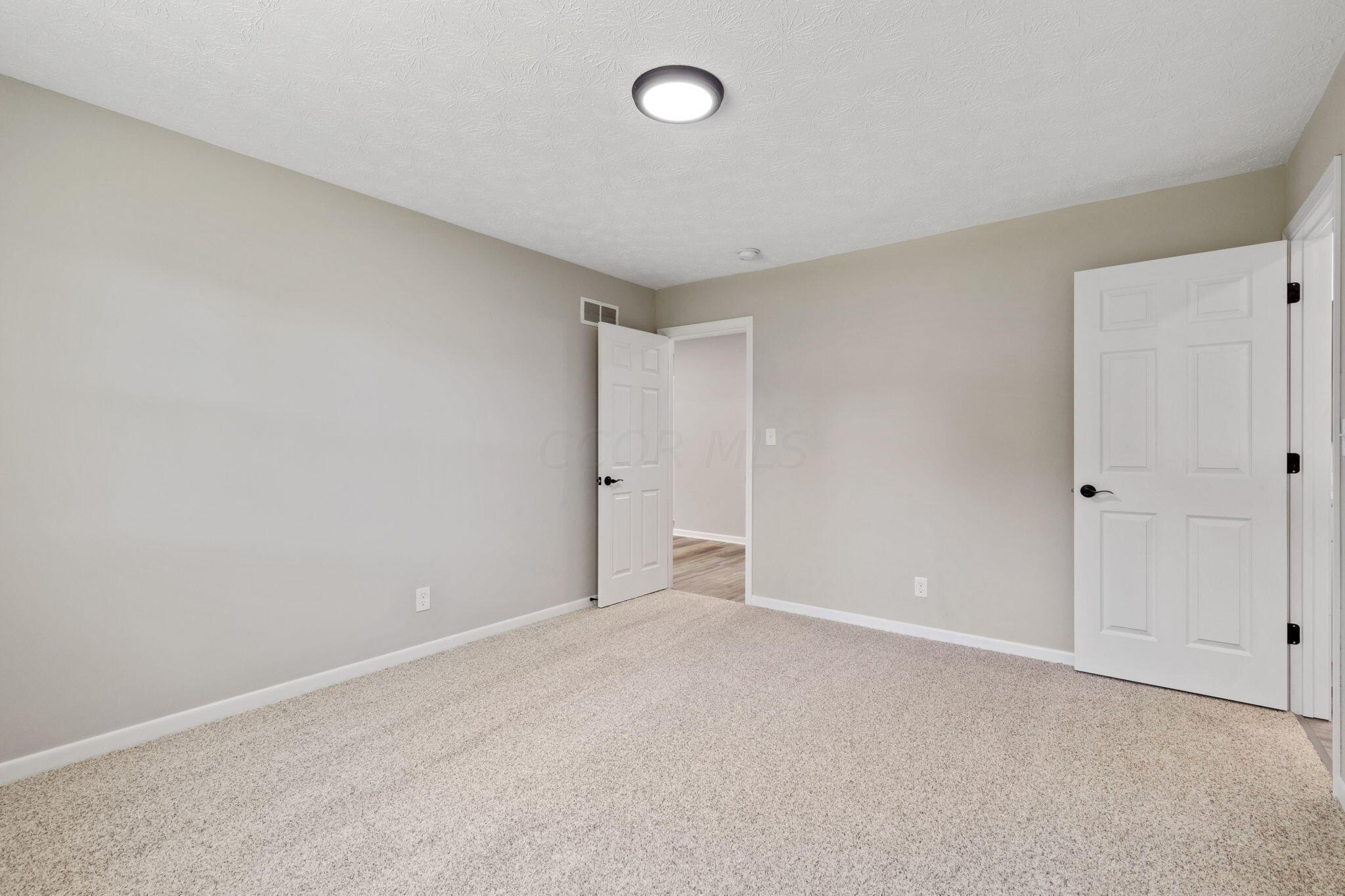5699 Greendale Drive