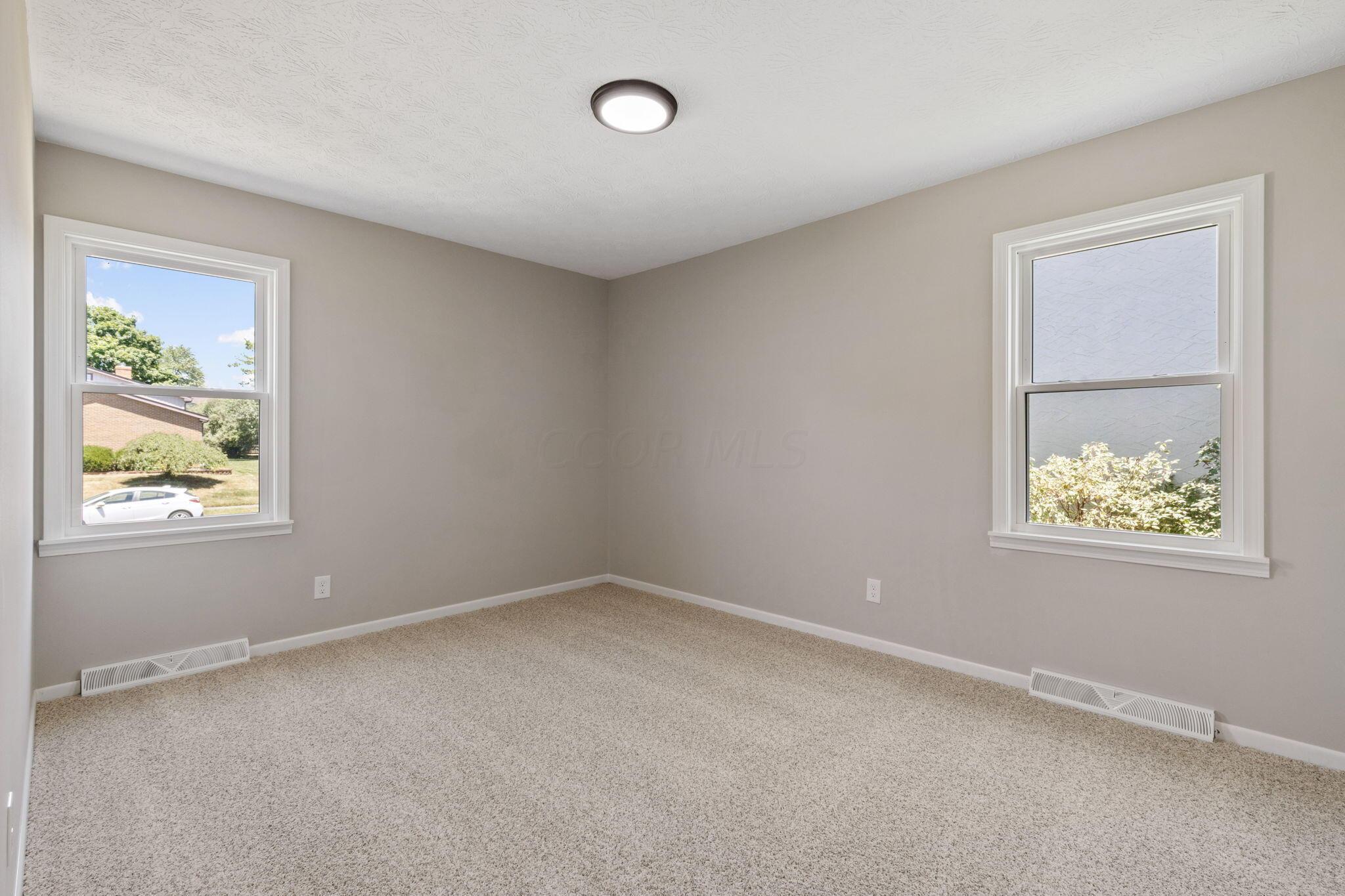 5699 Greendale Drive