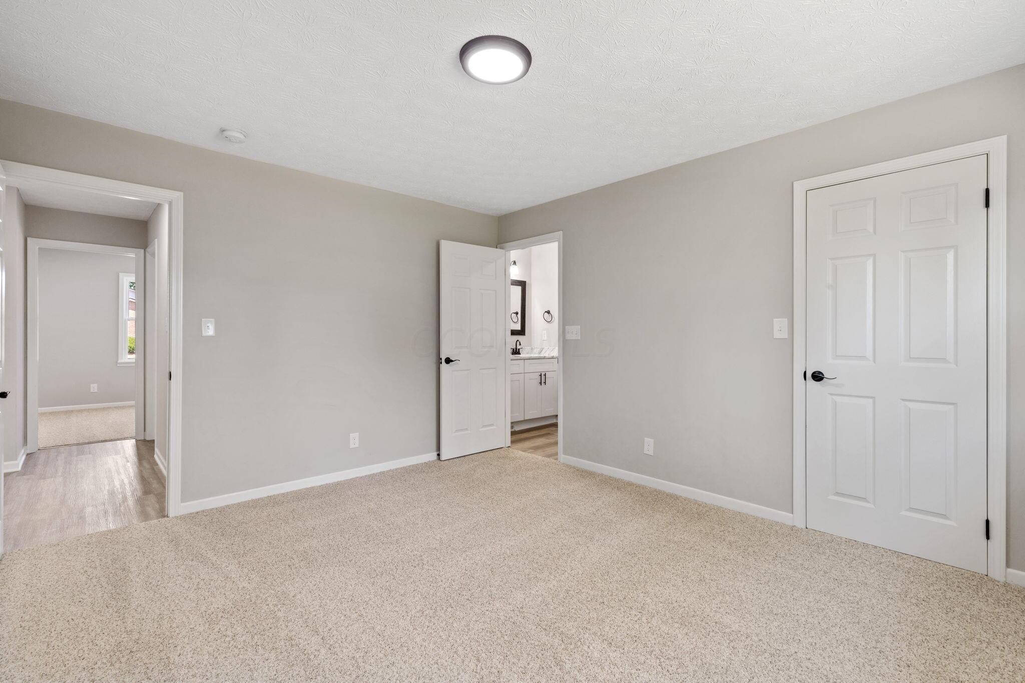 5699 Greendale Drive