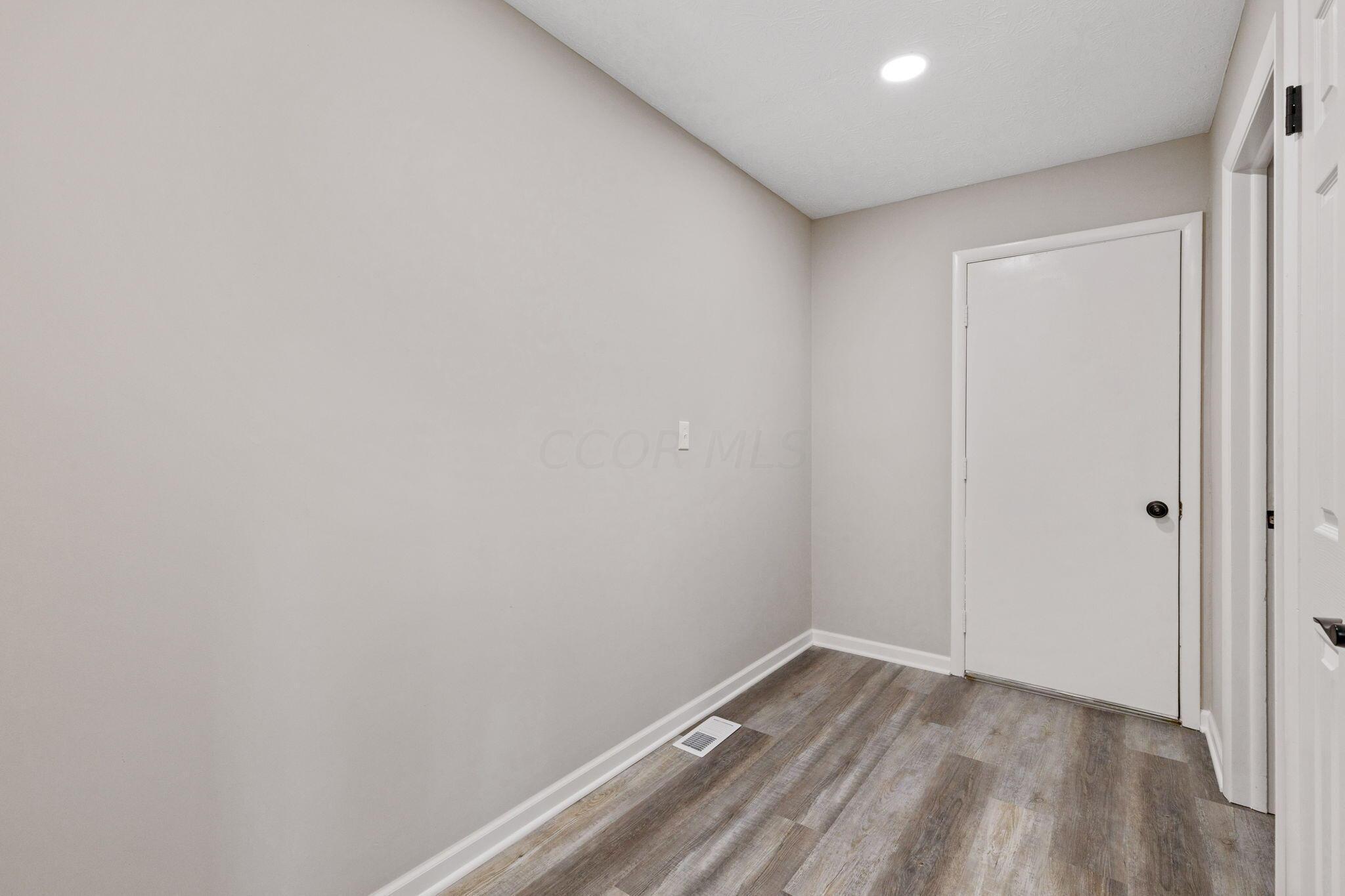 5699 Greendale Drive