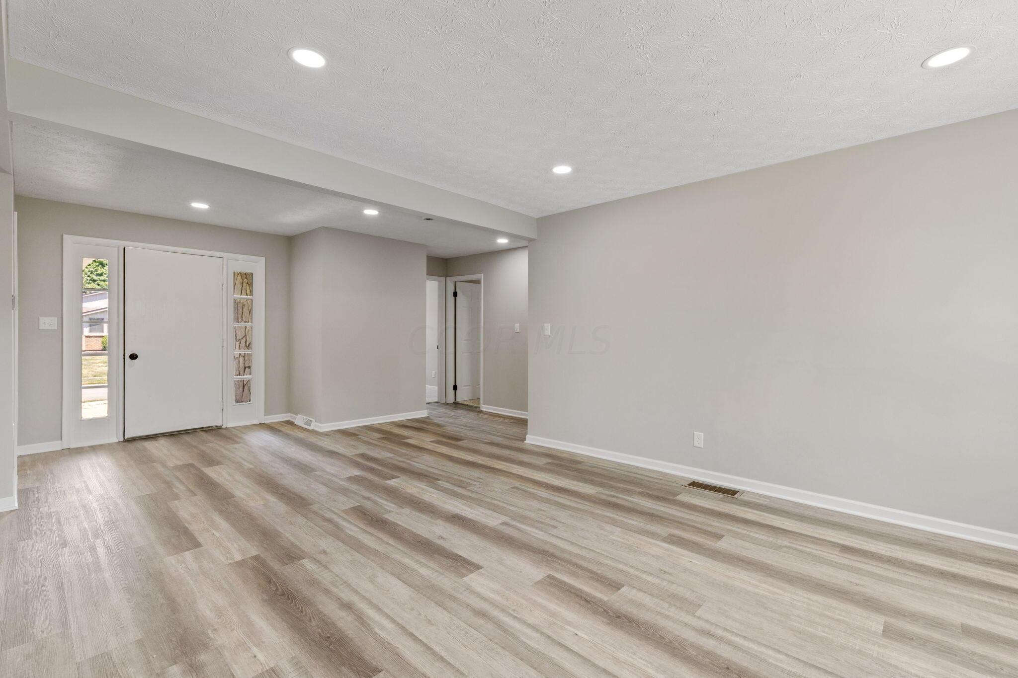 5699 Greendale Drive
