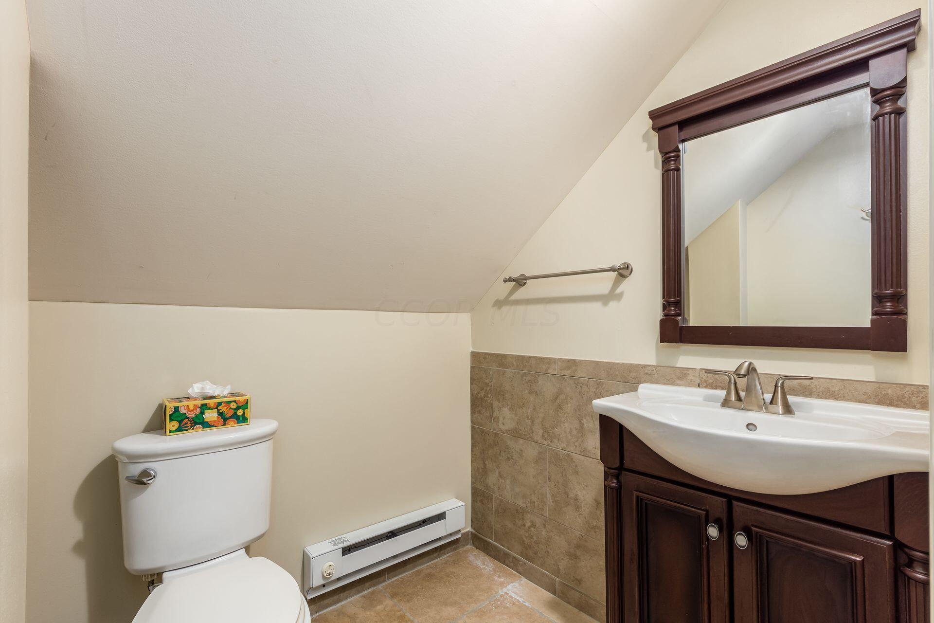 360 E Jeffrey Place