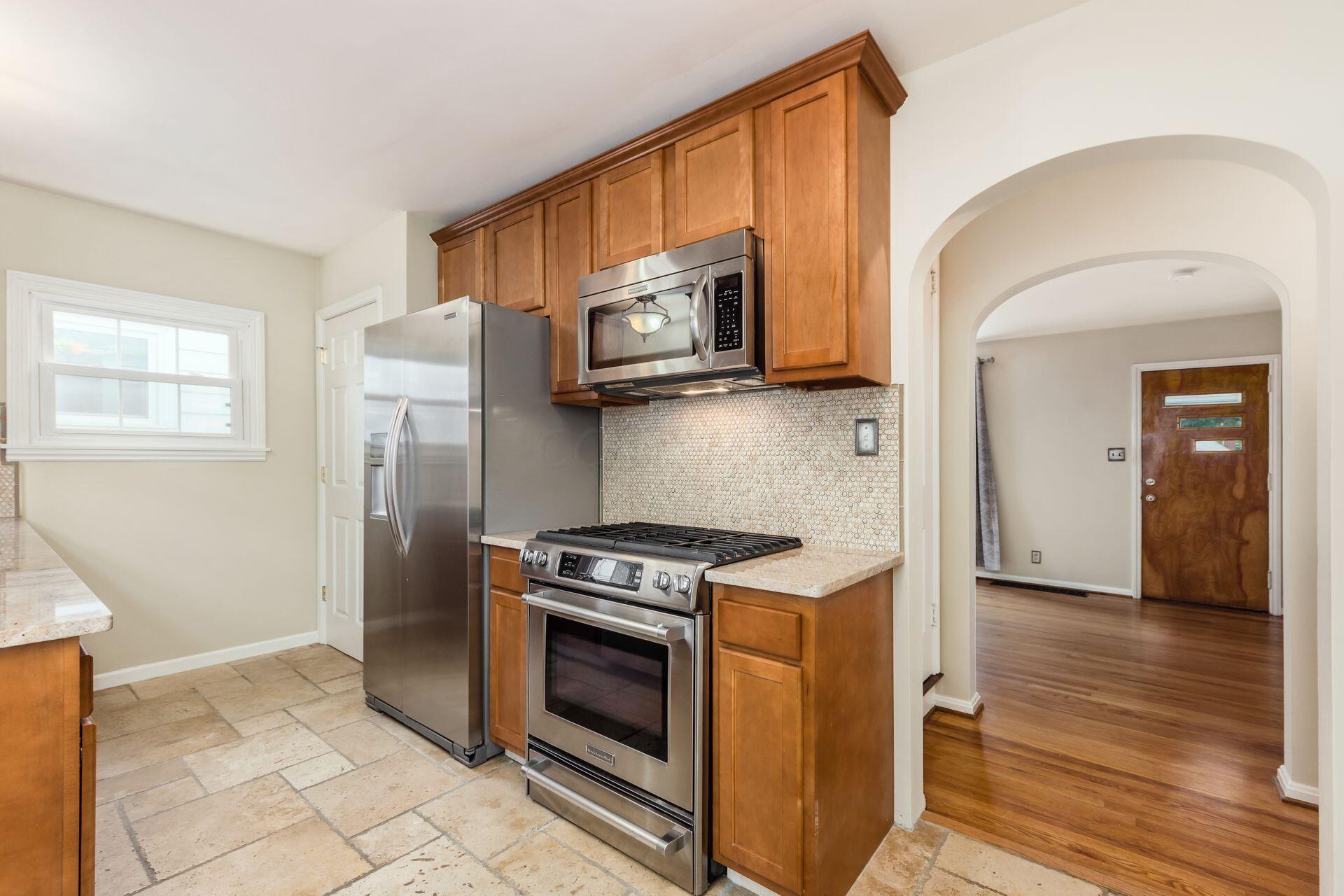 360 E Jeffrey Place