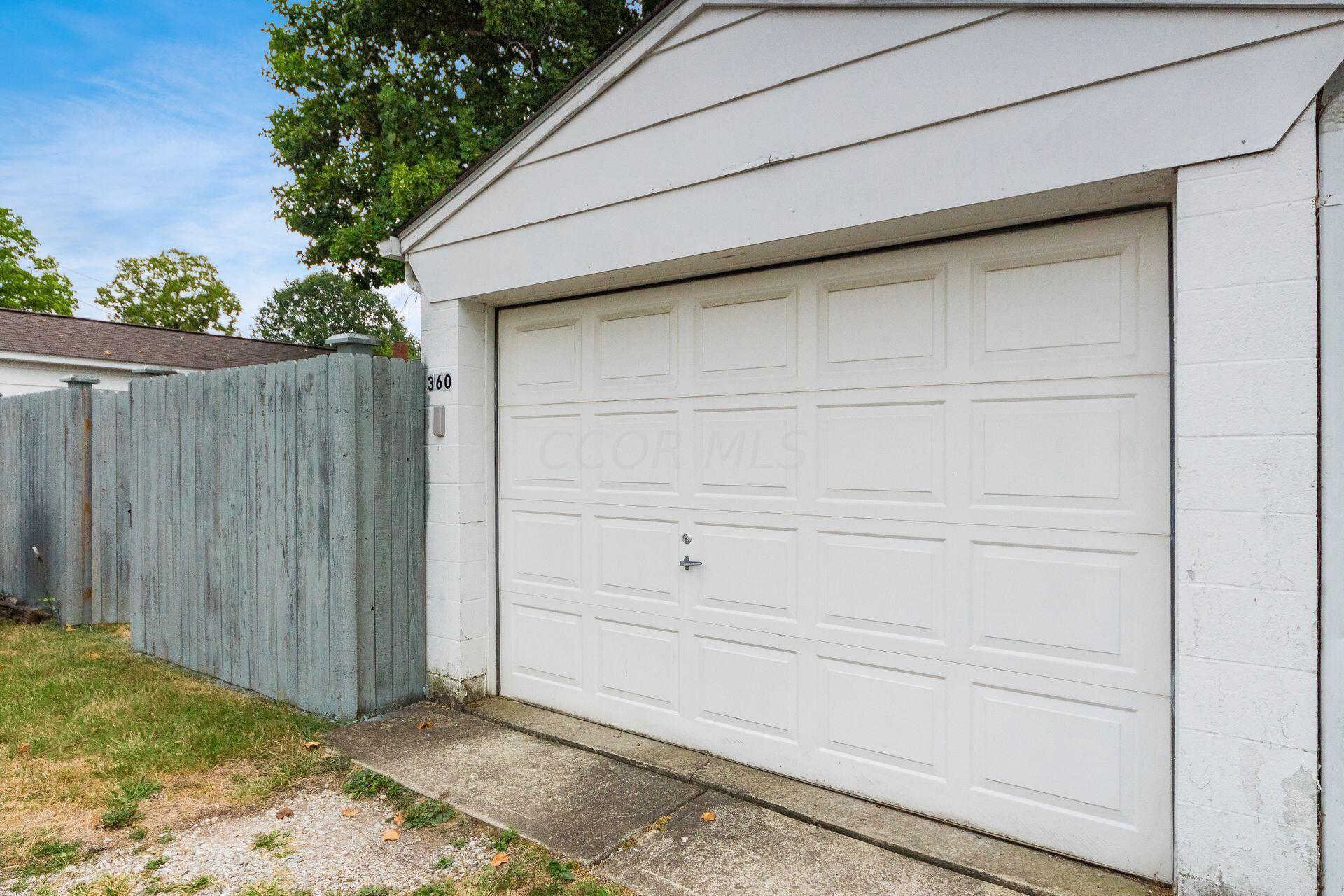 360 E Jeffrey Place