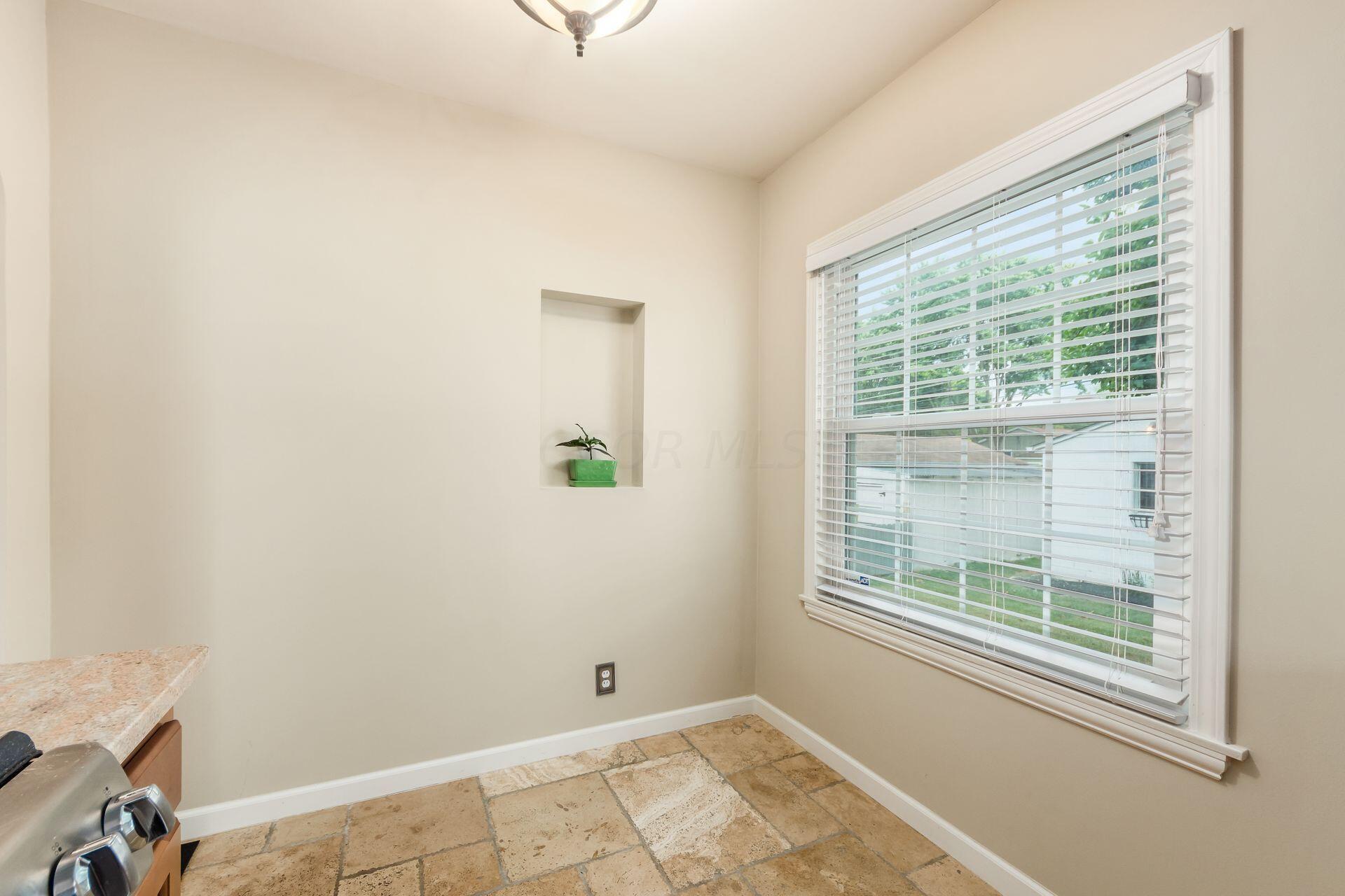 360 E Jeffrey Place