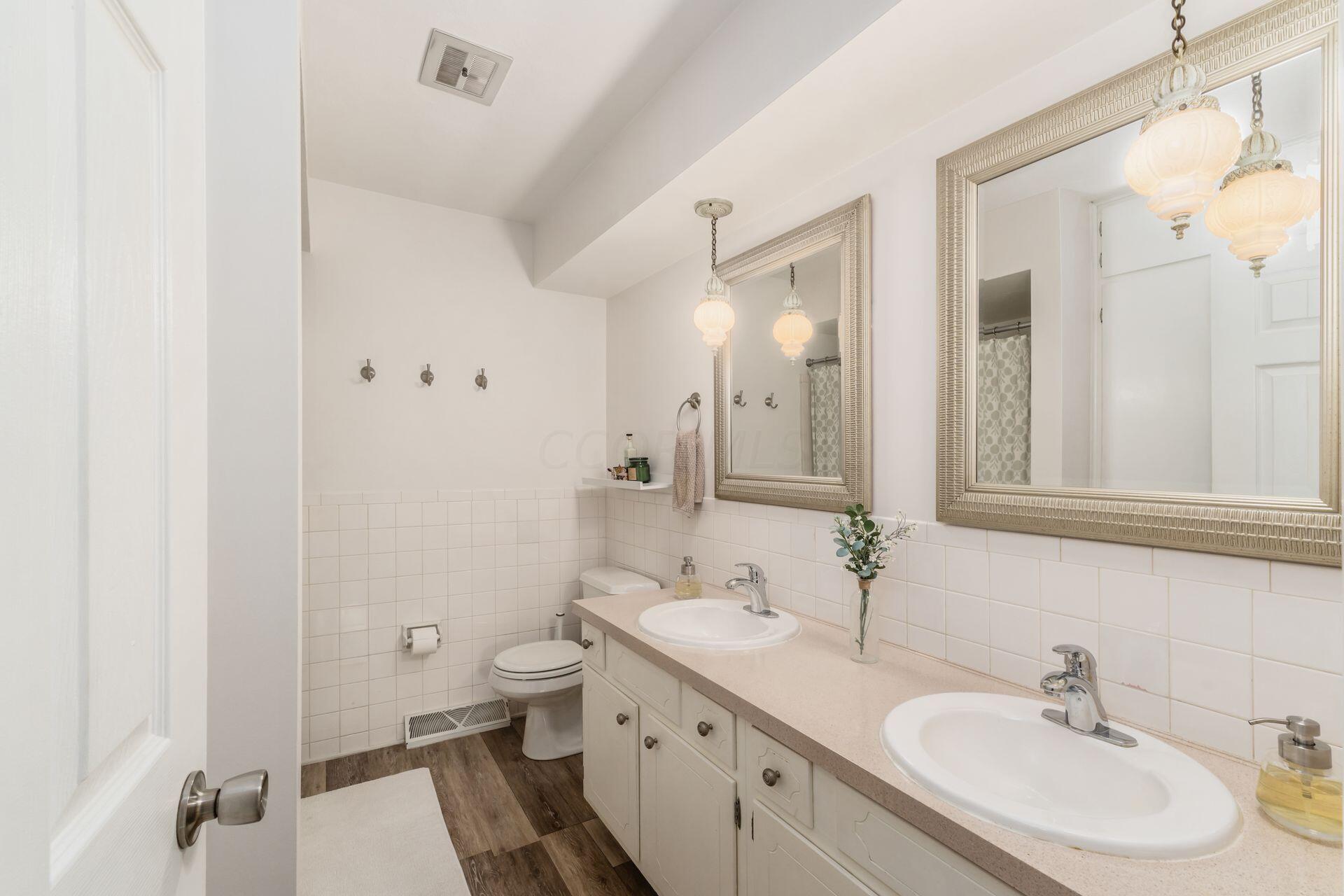 725 Olde Orchard Court