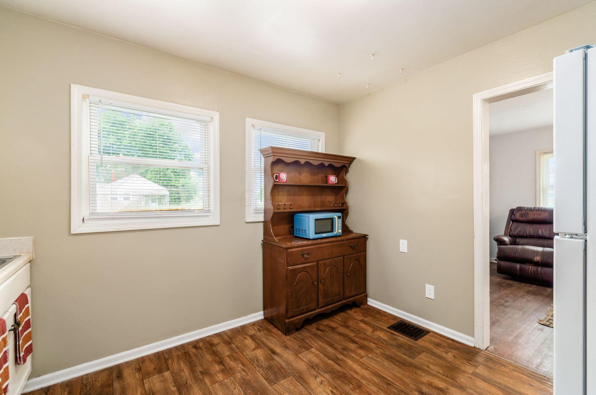 282 Edgevale Road