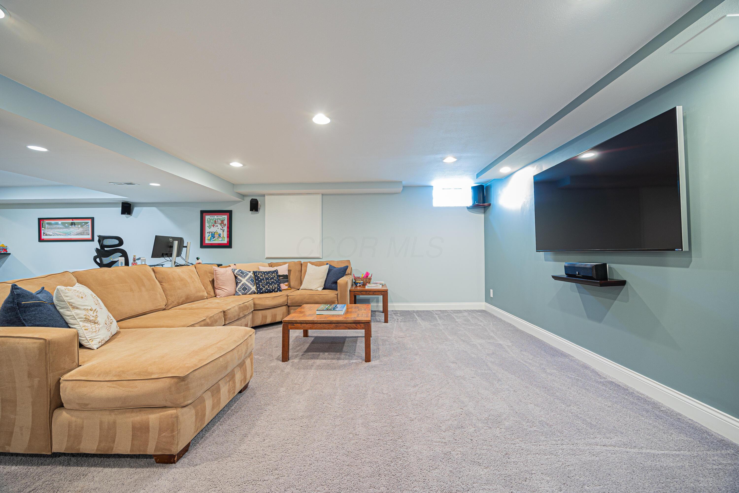 6380 Skipping Stone Drive