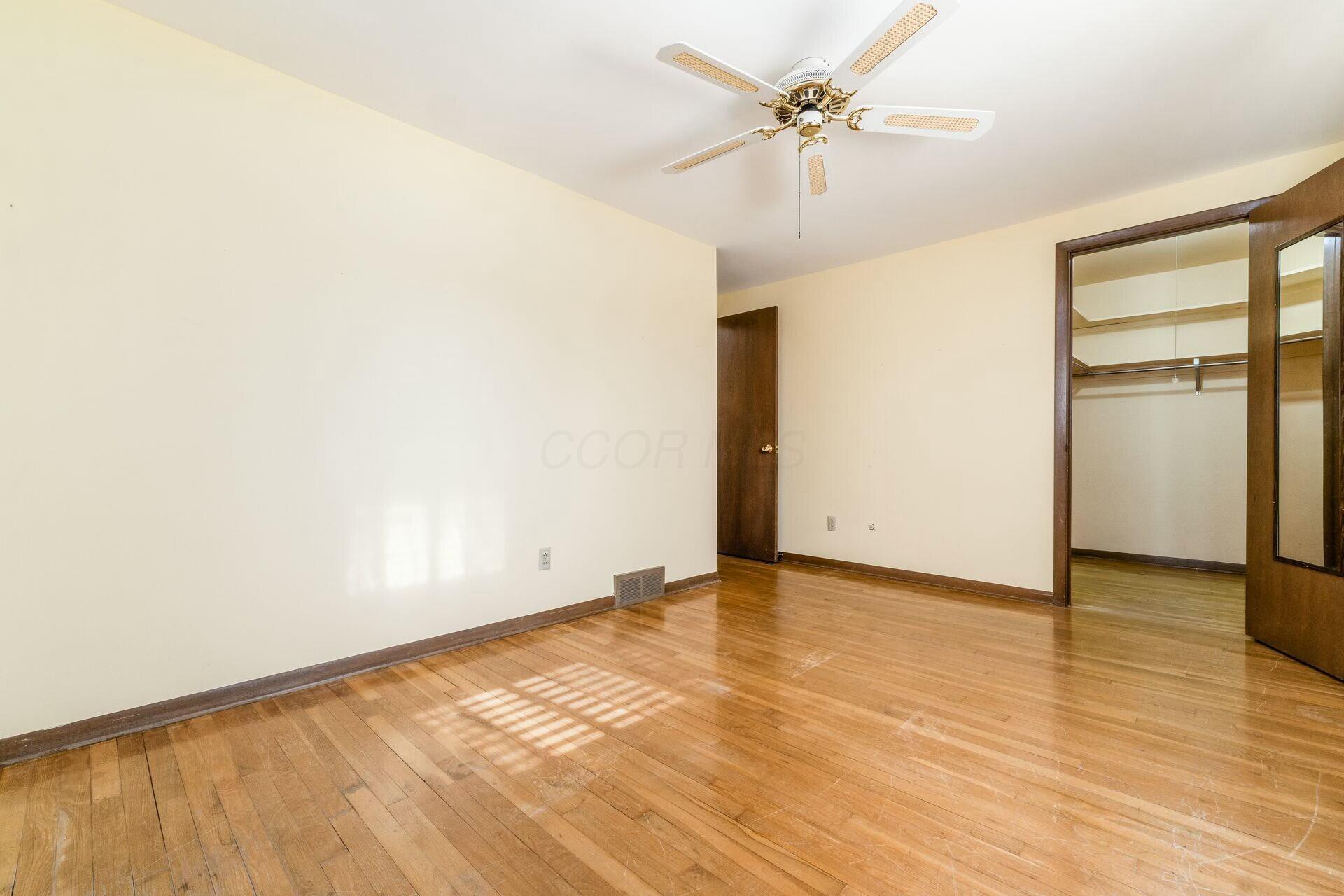 711 Olde Orchard Court