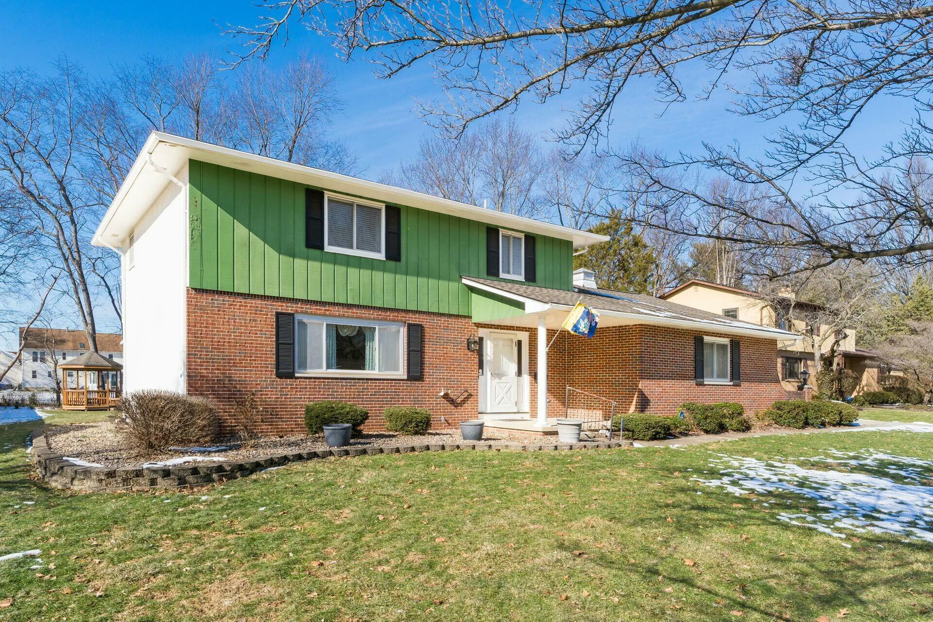 711 Olde Orchard Court