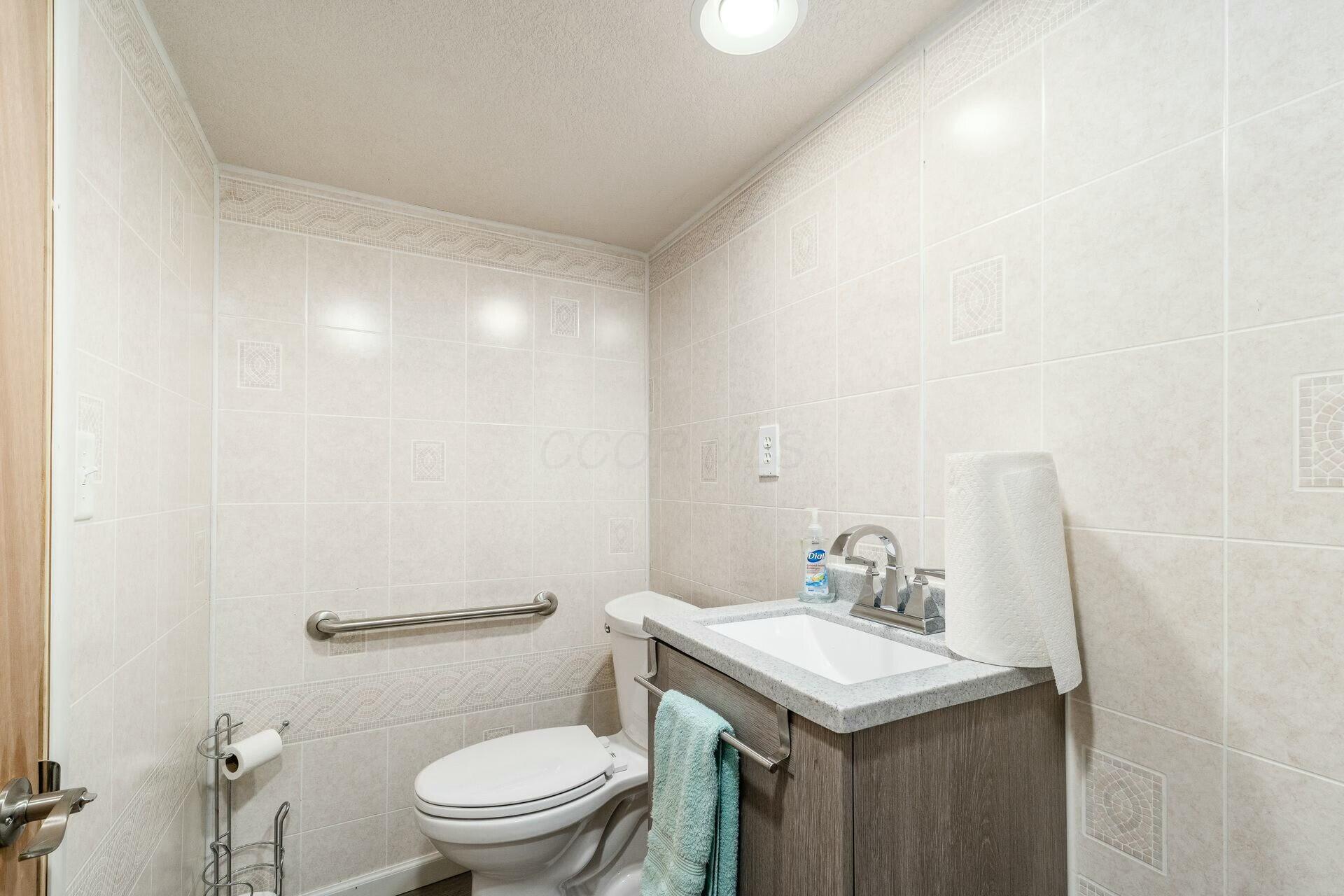 711 Olde Orchard Court