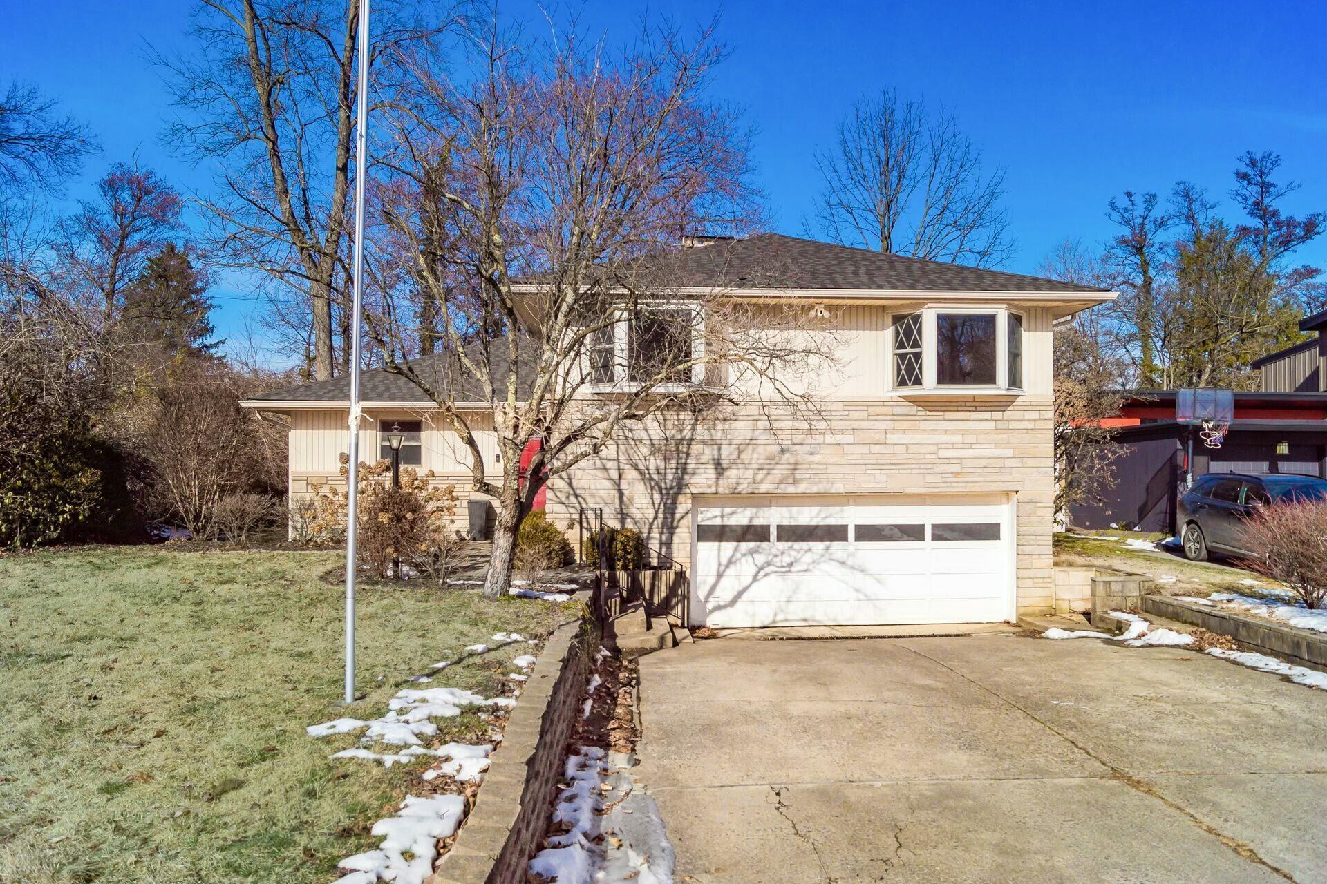2804 Lakewood Drive