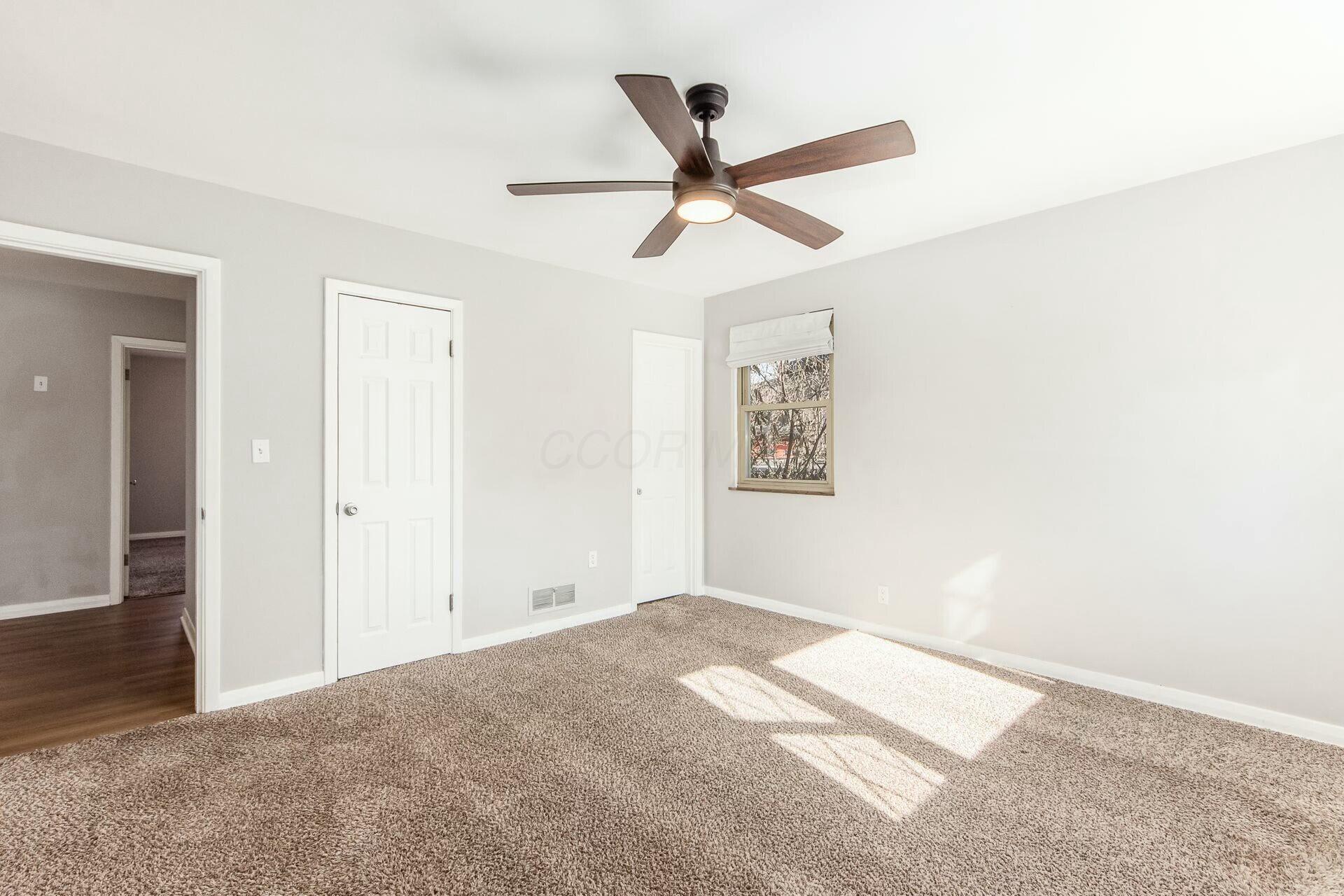 2804 Lakewood Drive