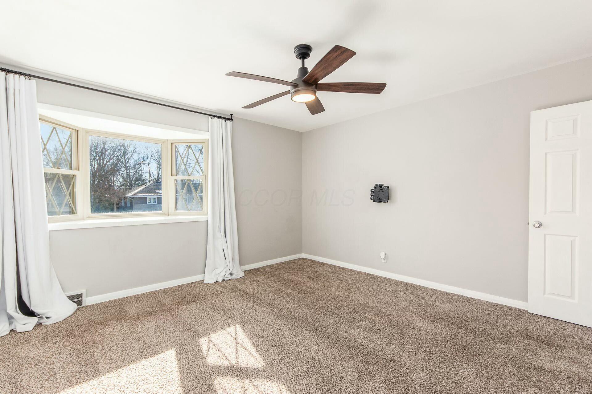 2804 Lakewood Drive