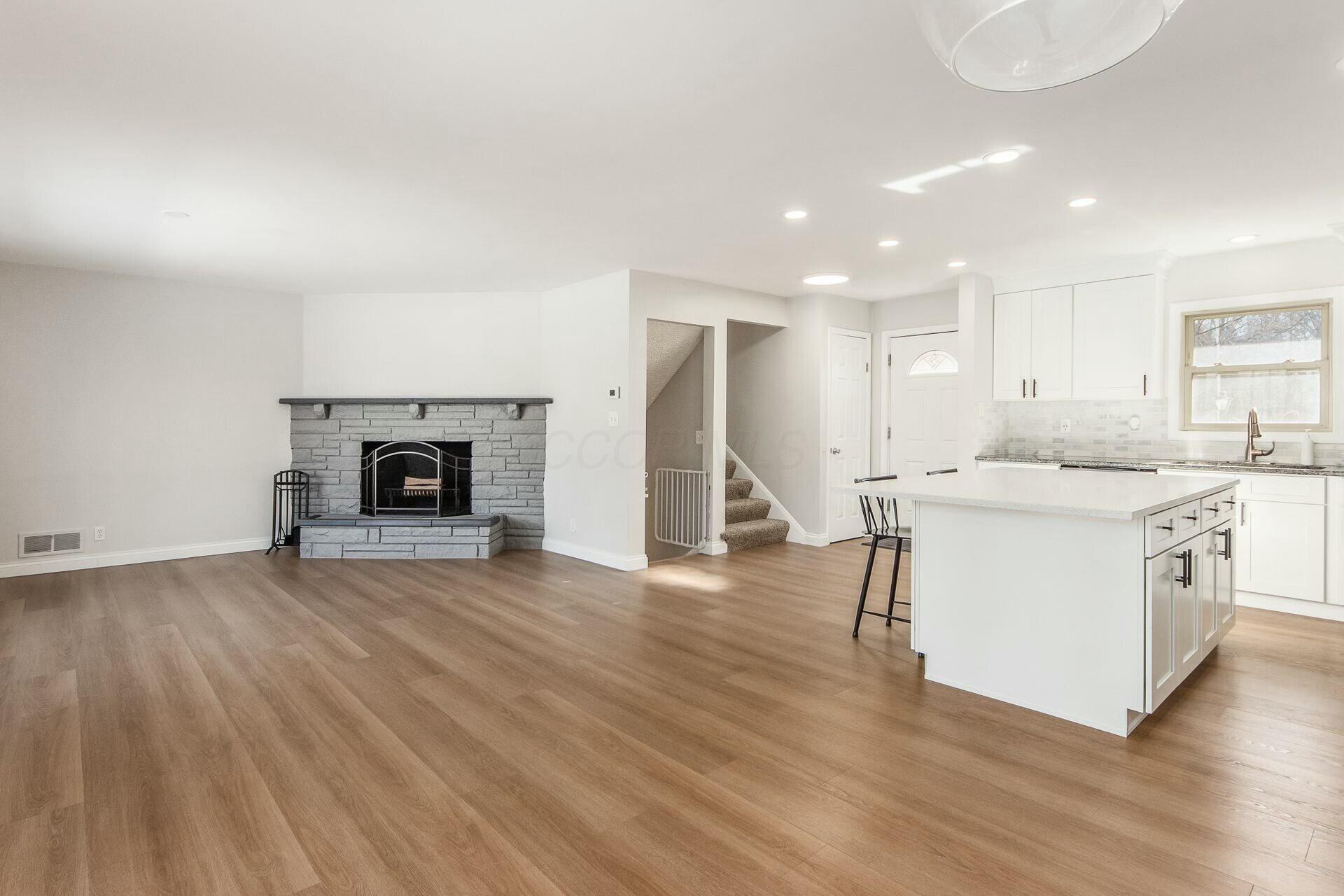 2804 Lakewood Drive