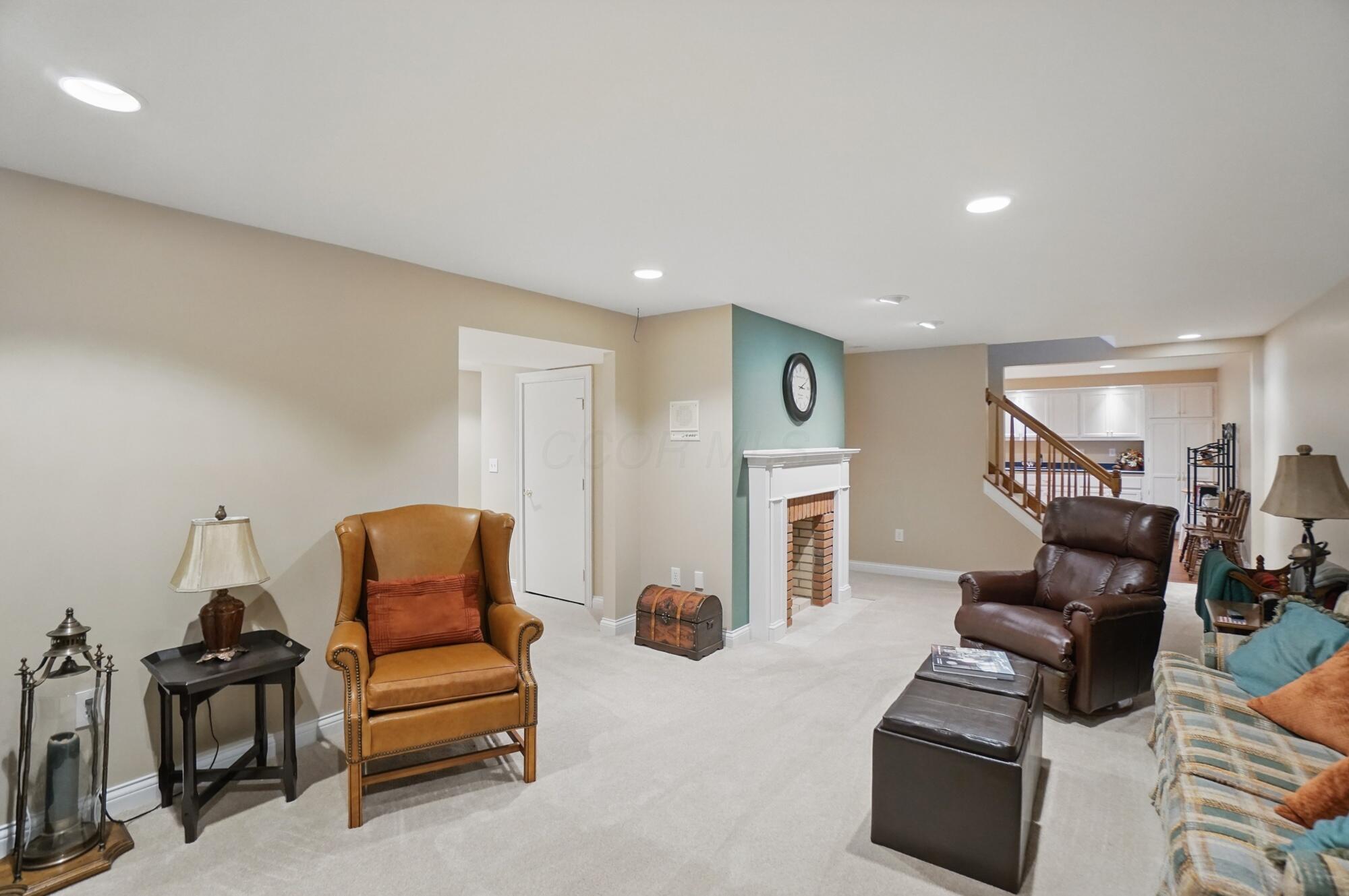 199 Briarbend Boulevard